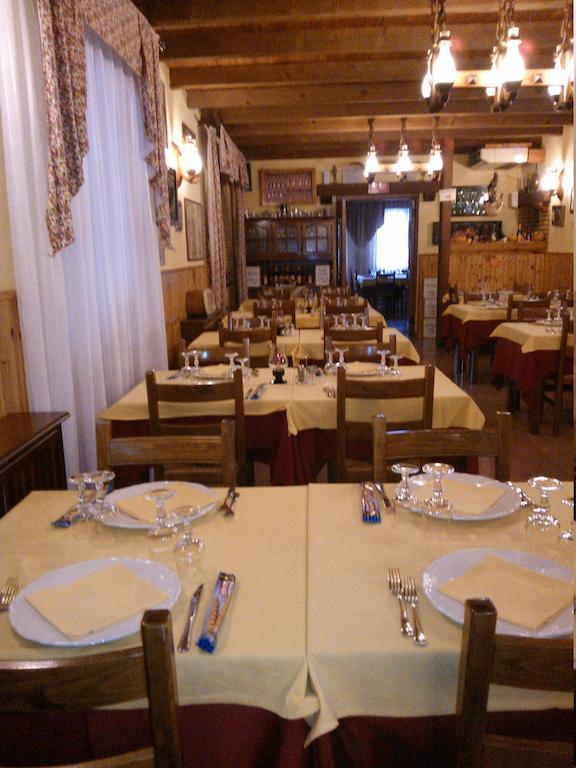 Locanda-Trattoria Al Rio Cinto Euganeo Zewnętrze zdjęcie